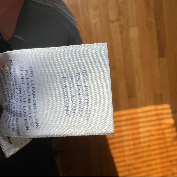 Oscar de la Renta Pencil Skirt - Picture 8 of 8